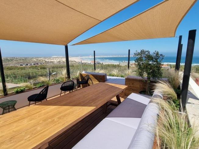 The Salty Pelican Yoga & Surf Retreat بينيش المظهر الخارجي الصورة